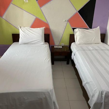 Hotel Ndaary Khassoum Sarl Ziguinchor Dış mekan fotoğraf