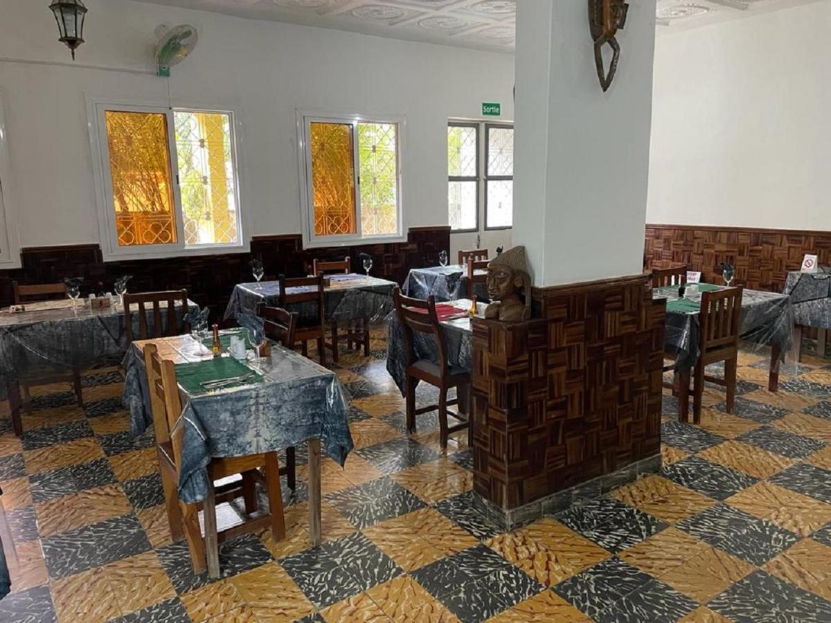 Hotel Ndaary Khassoum Sarl Ziguinchor Dış mekan fotoğraf