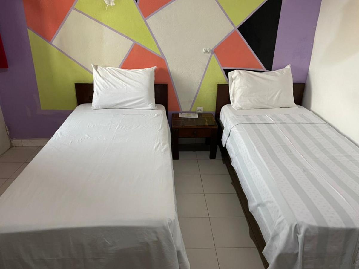 Hotel Ndaary Khassoum Sarl Ziguinchor Dış mekan fotoğraf